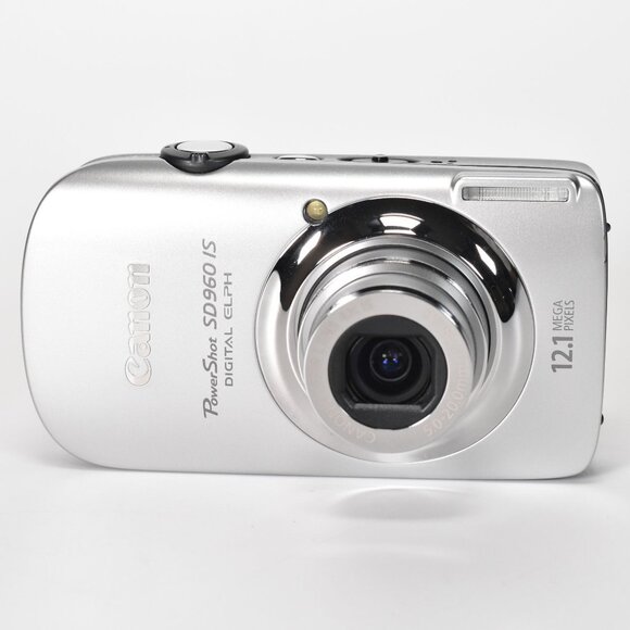 Canon PowerShot SD960 IS Digital Camera 12.1MP 4x Optical Zoom HD Video 8GB SD - Picture 3 of 16